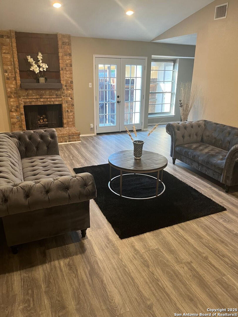 9345 Dover San Antonio TX 78250