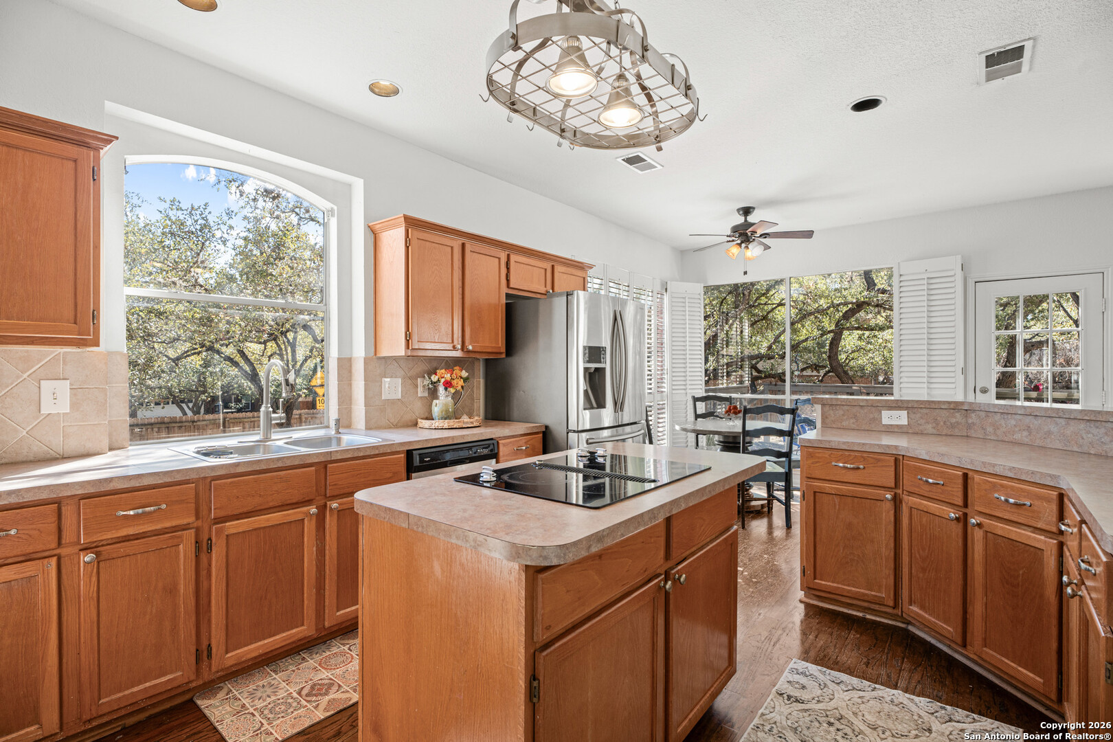 2402 Noor San Antonio TX 78248