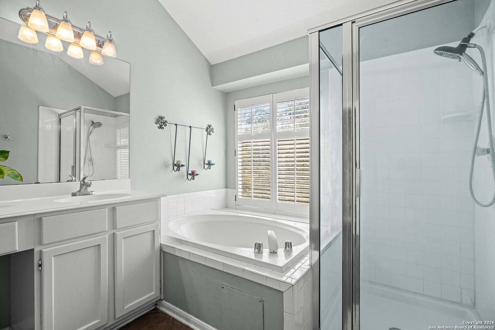 2402 Noor San Antonio TX 78248