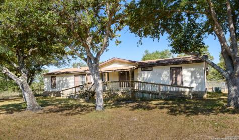 354 Lazy Lane Victoria TX 77905