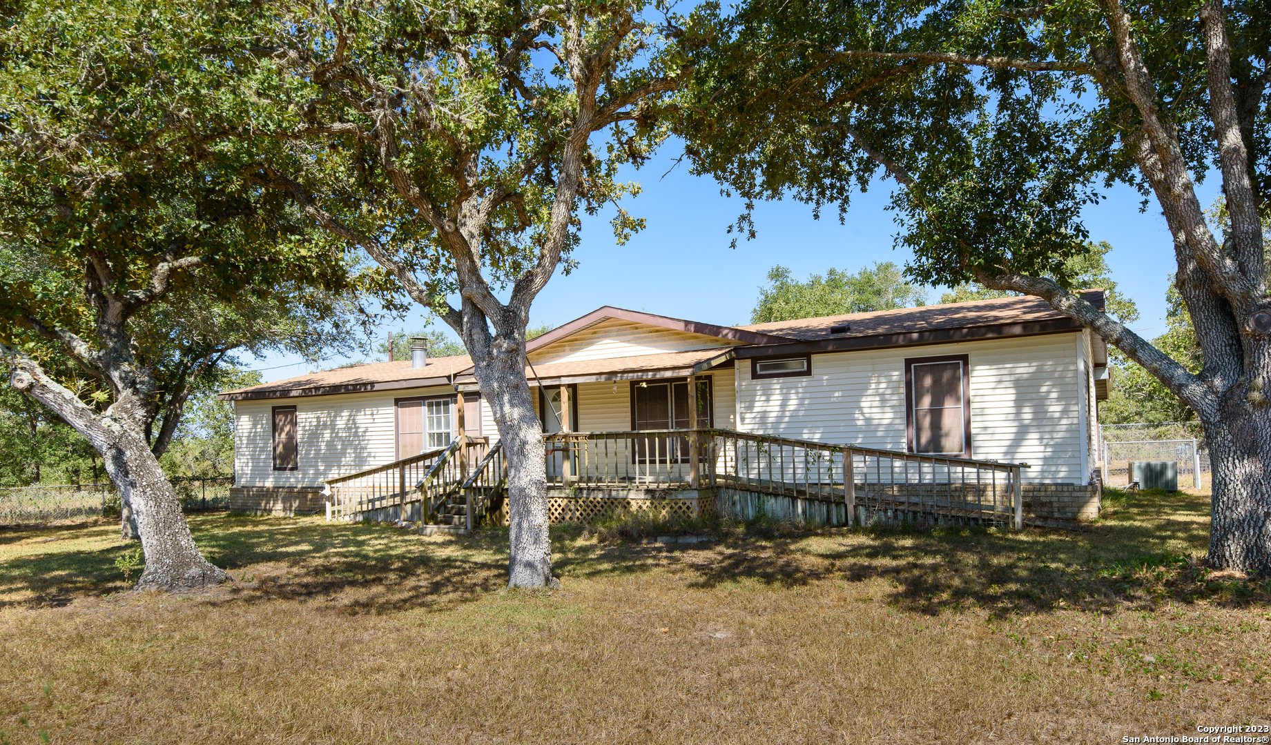 354 Lazy Lane Victoria TX 77905