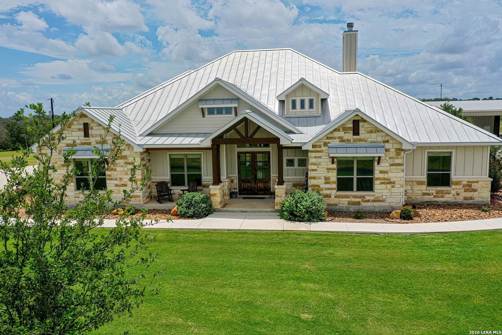 1188 County Road 328 Adkins TX 78101
