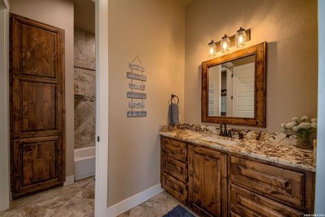 1188 County Road 328 Adkins TX 78101