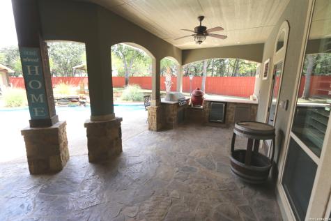 157 Bucks Lane La Vernia TX 78121