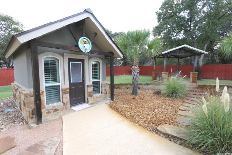 157 Bucks Lane La Vernia TX 78121