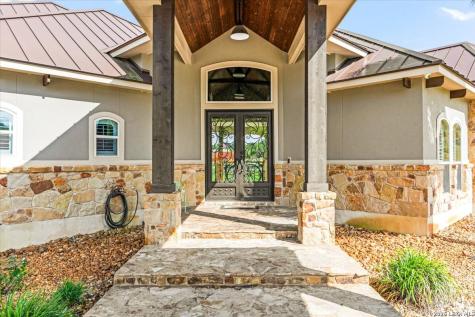 157 Bucks Lane La Vernia TX 78121