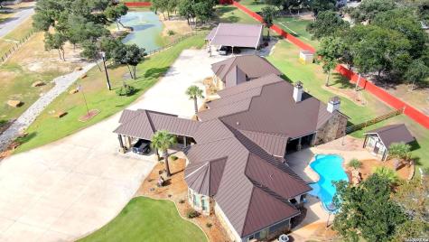 157 Bucks Lane La Vernia TX 78121