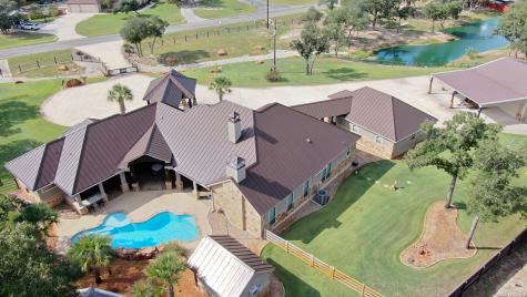 157 Bucks Lane La Vernia TX 78121
