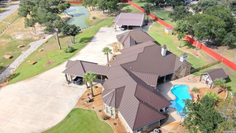 157 Bucks Lane La Vernia TX 78121