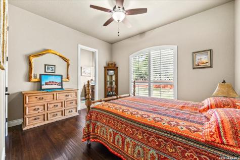 157 Bucks Lane La Vernia TX 78121
