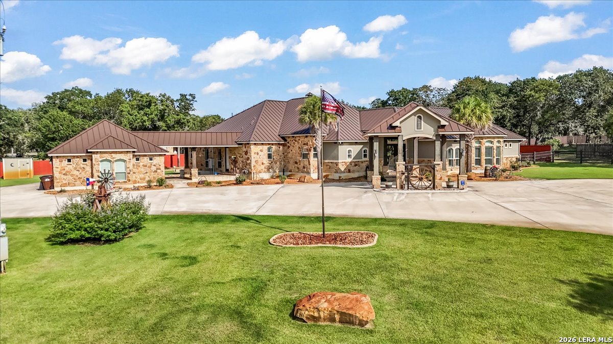 157 Bucks Lane La Vernia TX 78121
