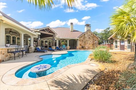 157 Bucks Lane La Vernia TX 78121