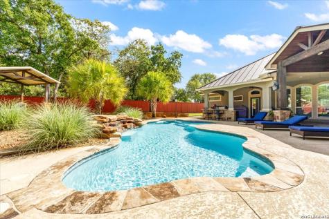157 Bucks Lane La Vernia TX 78121