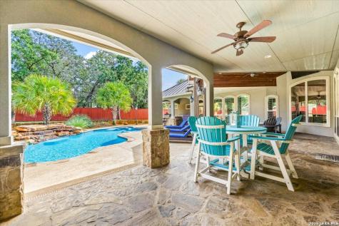 157 Bucks Lane La Vernia TX 78121