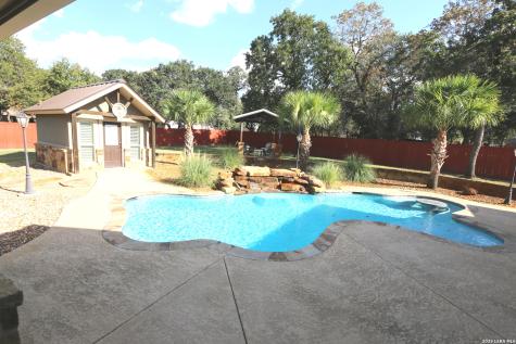157 Bucks Lane La Vernia TX 78121