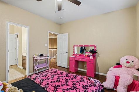 218 Enchanted Hill San Antonio TX 78260