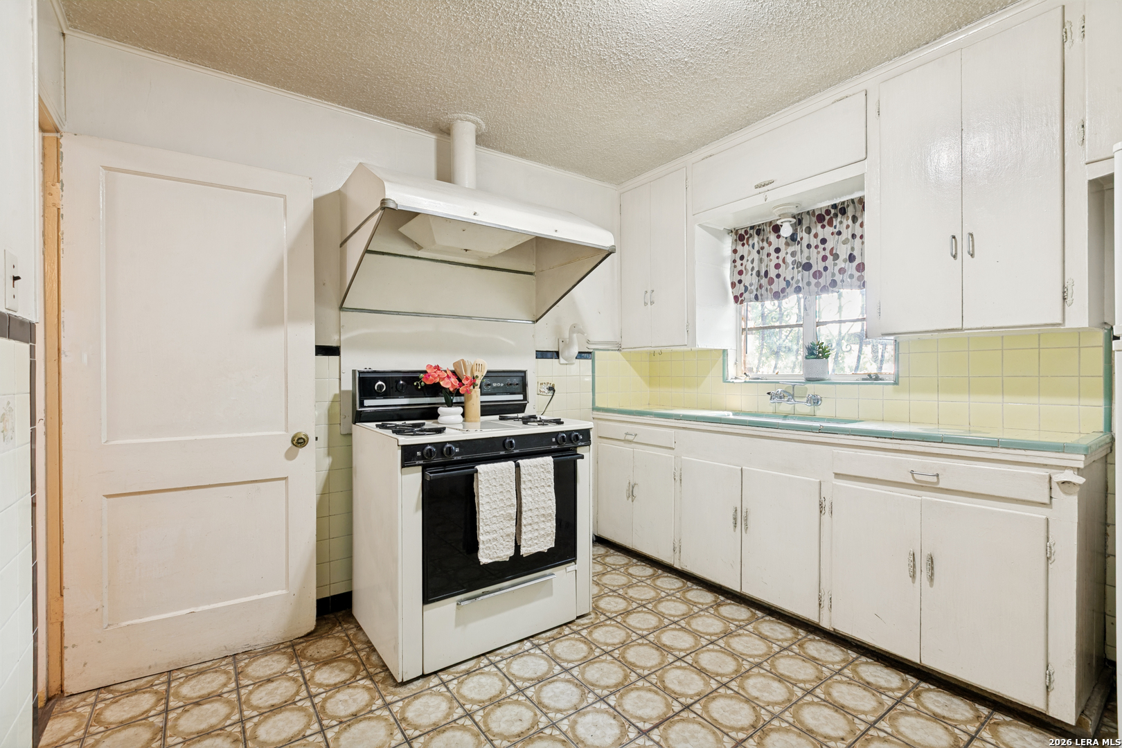411 School Street San Antonio TX 78210