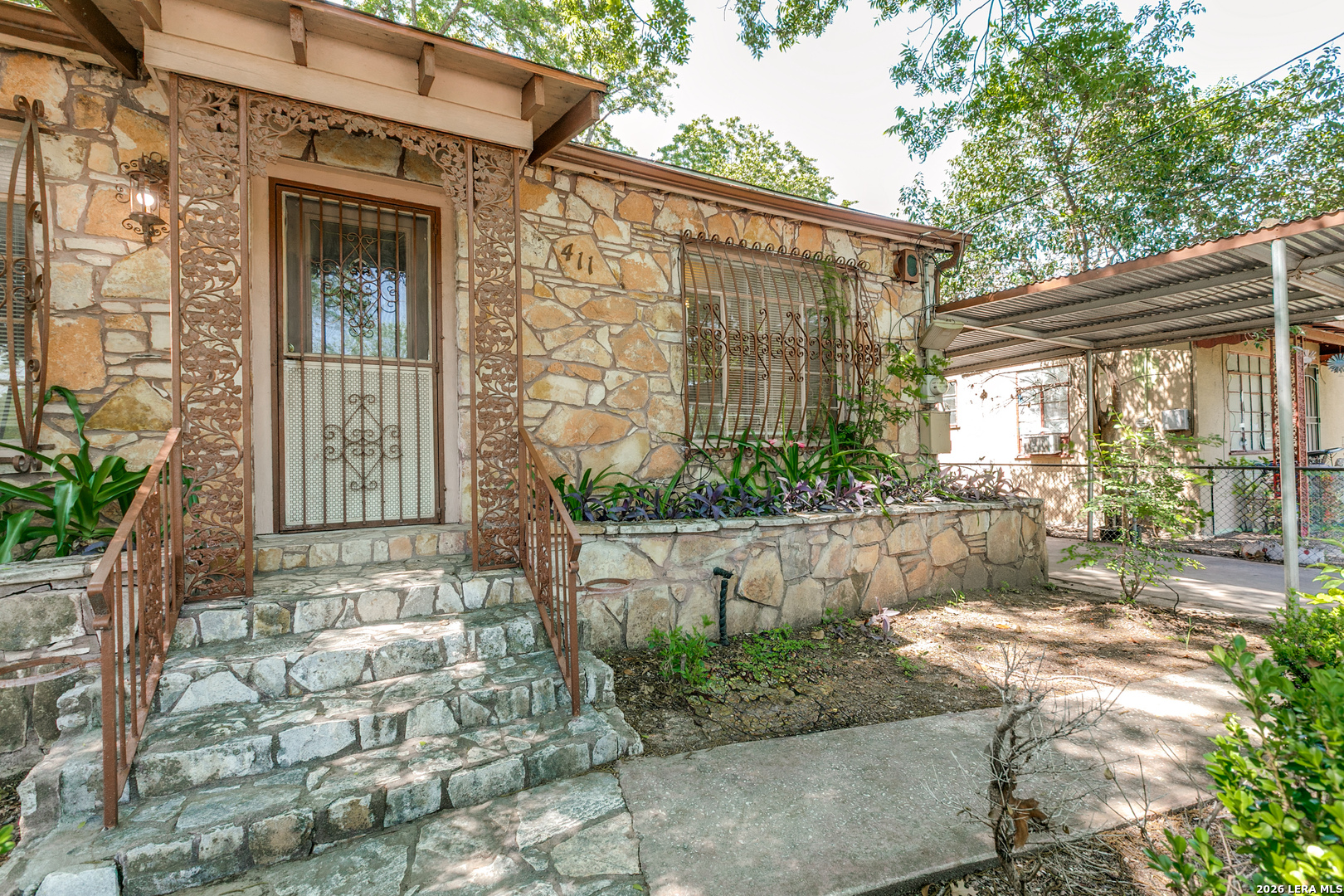 411 School Street San Antonio TX 78210