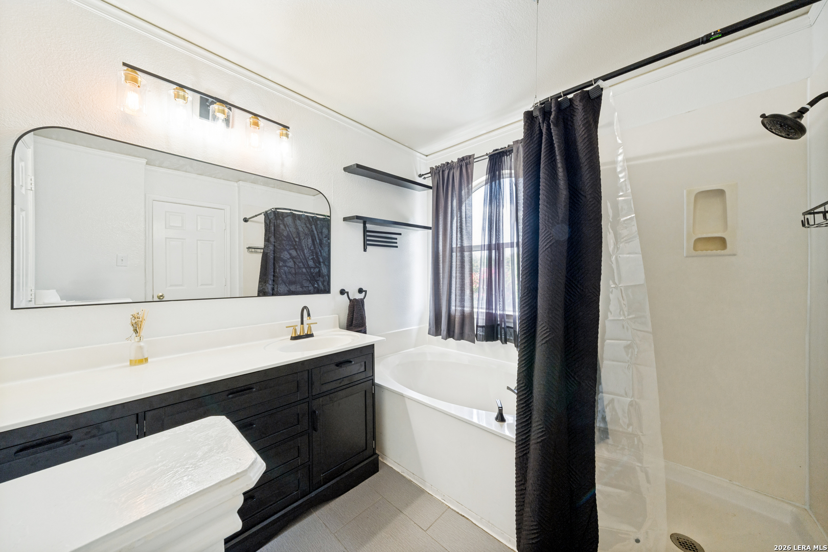 5003 Brazoswood San Antonio TX 78244