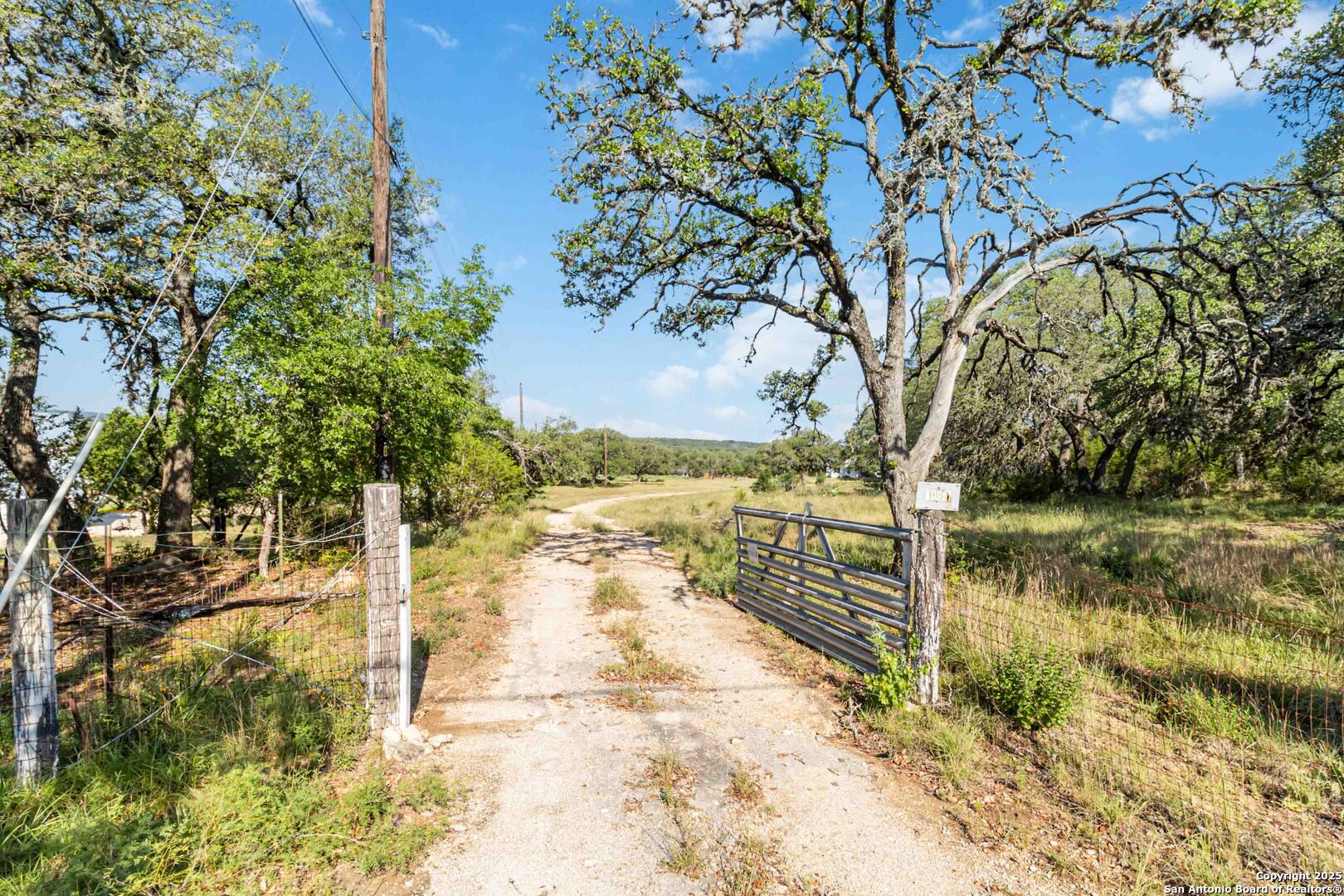 30951 Blanco Bulverde TX 78163