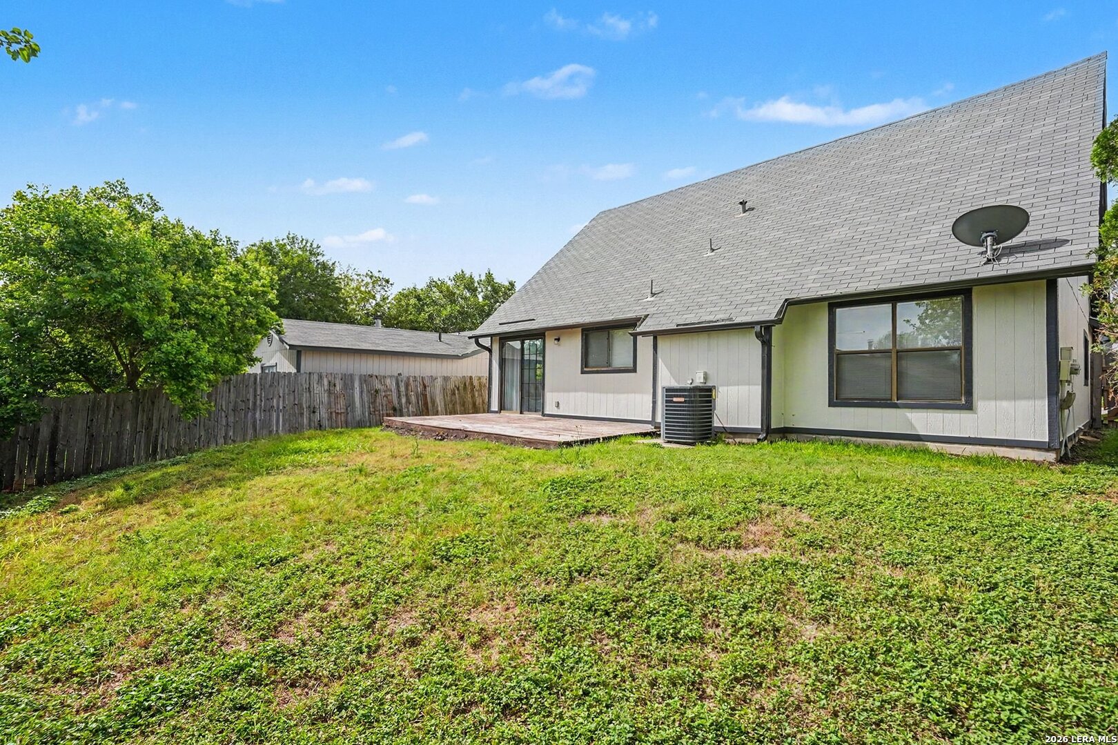 7911 Oval Meadows San Antonio TX 78244