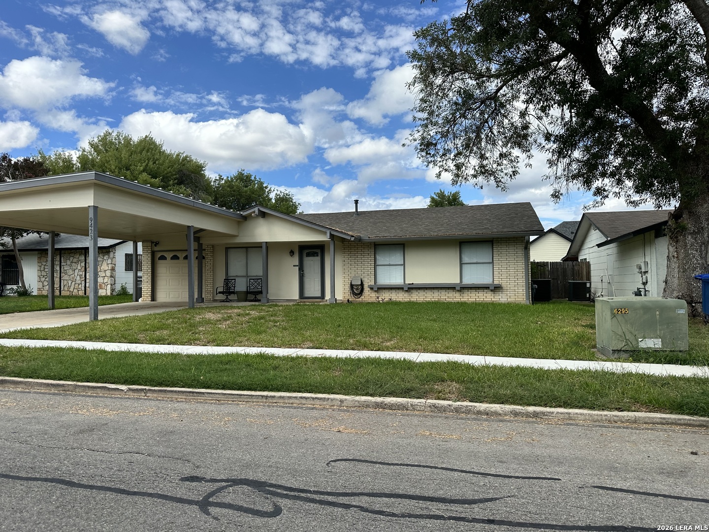 9423 Gold Hill San Antonio TX 78245