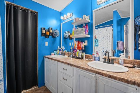 248 Pr 4381 Harwood TX 78632