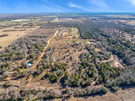 248 Pr 4381 Harwood TX 78632