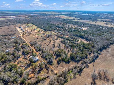 248 Pr 4381 Harwood TX 78632