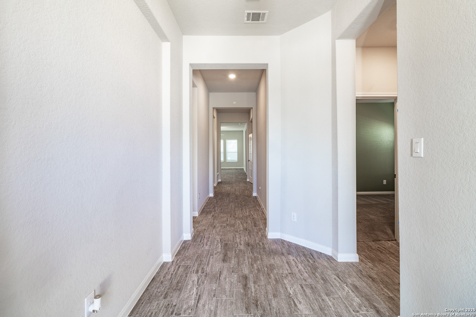 8939 Trail Dust San Antonio TX 78254