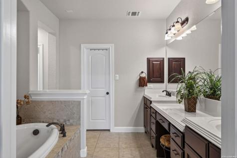 3838 Cordoba Creek San Antonio TX 78259
