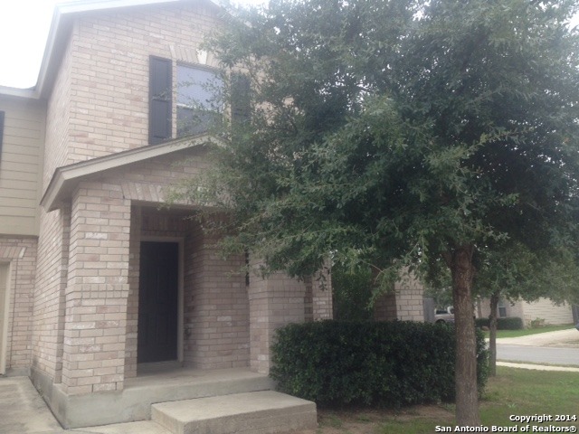 2 Bedford Bay San Antonio TX 78239