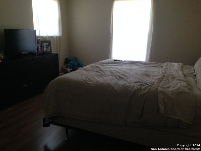 2 Bedford Bay San Antonio TX 78239
