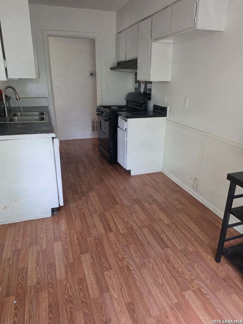 4426 Jamestown San Antonio TX 78220