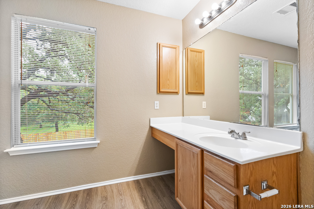 10431 Manor Creek San Antonio TX 78245