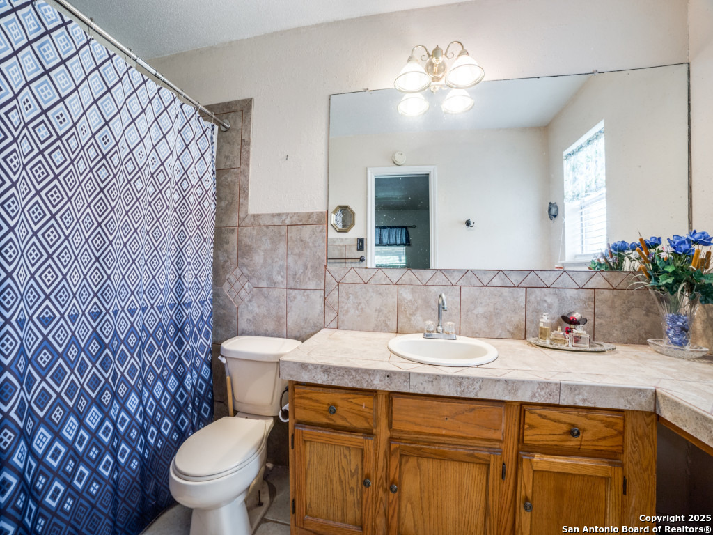 341 Oriente Pleasanton TX 78064
