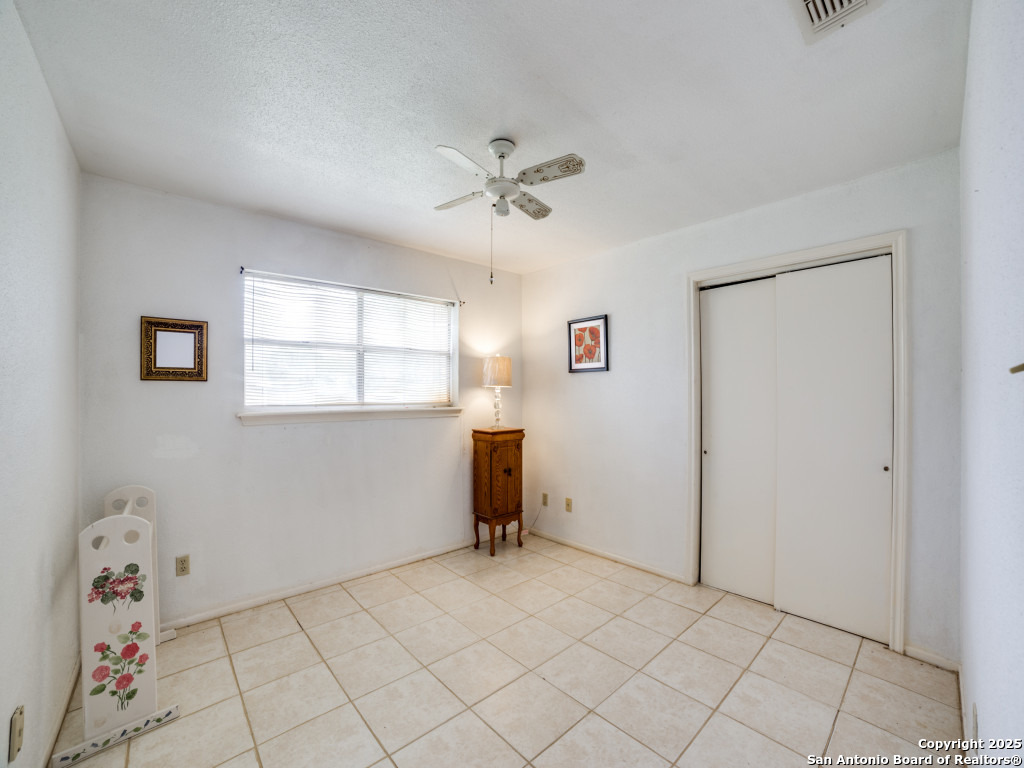 341 Oriente Pleasanton TX 78064