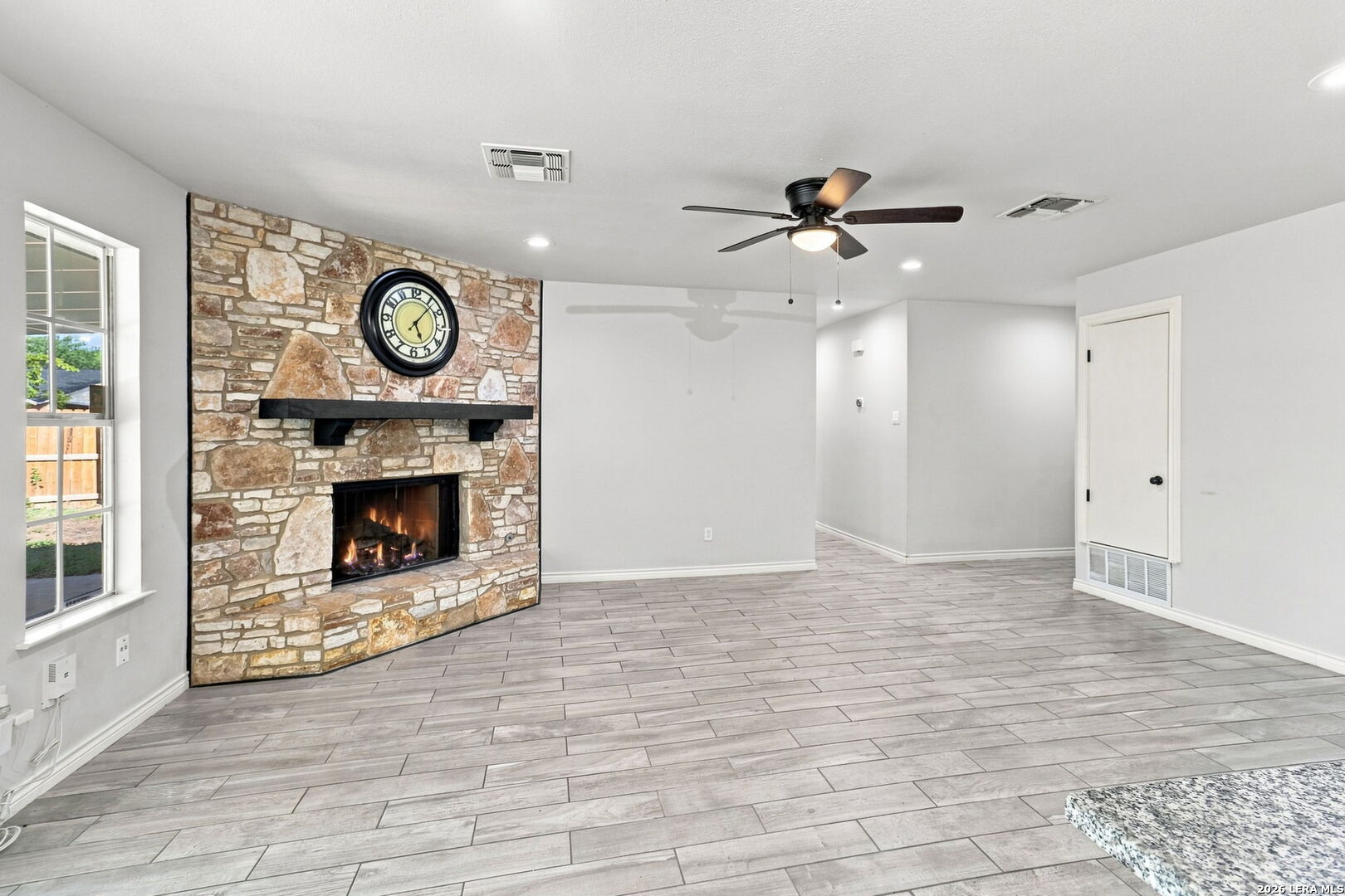 8242 Meadow Swan Street San Antonio TX 78251