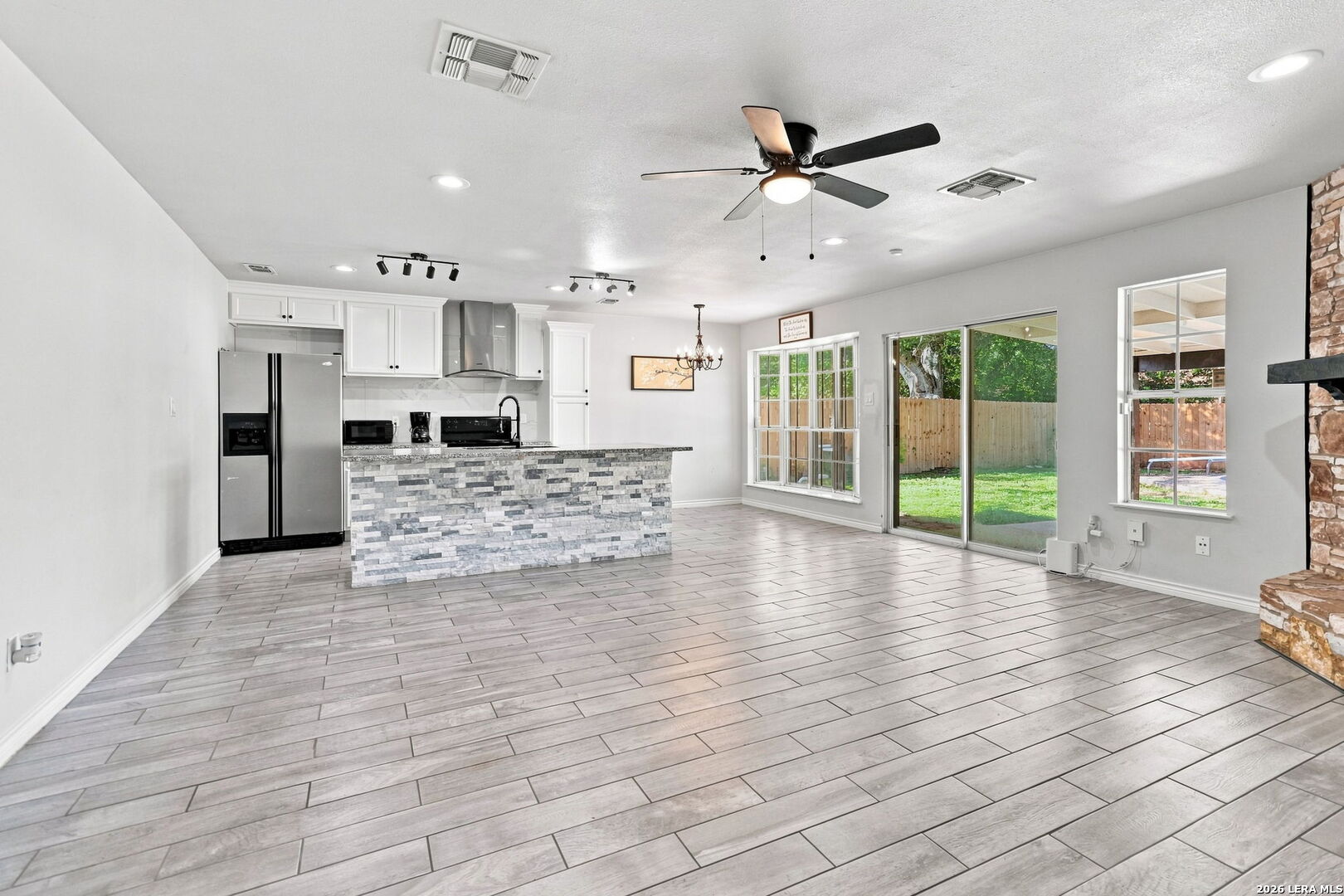 8242 Meadow Swan Street San Antonio TX 78251