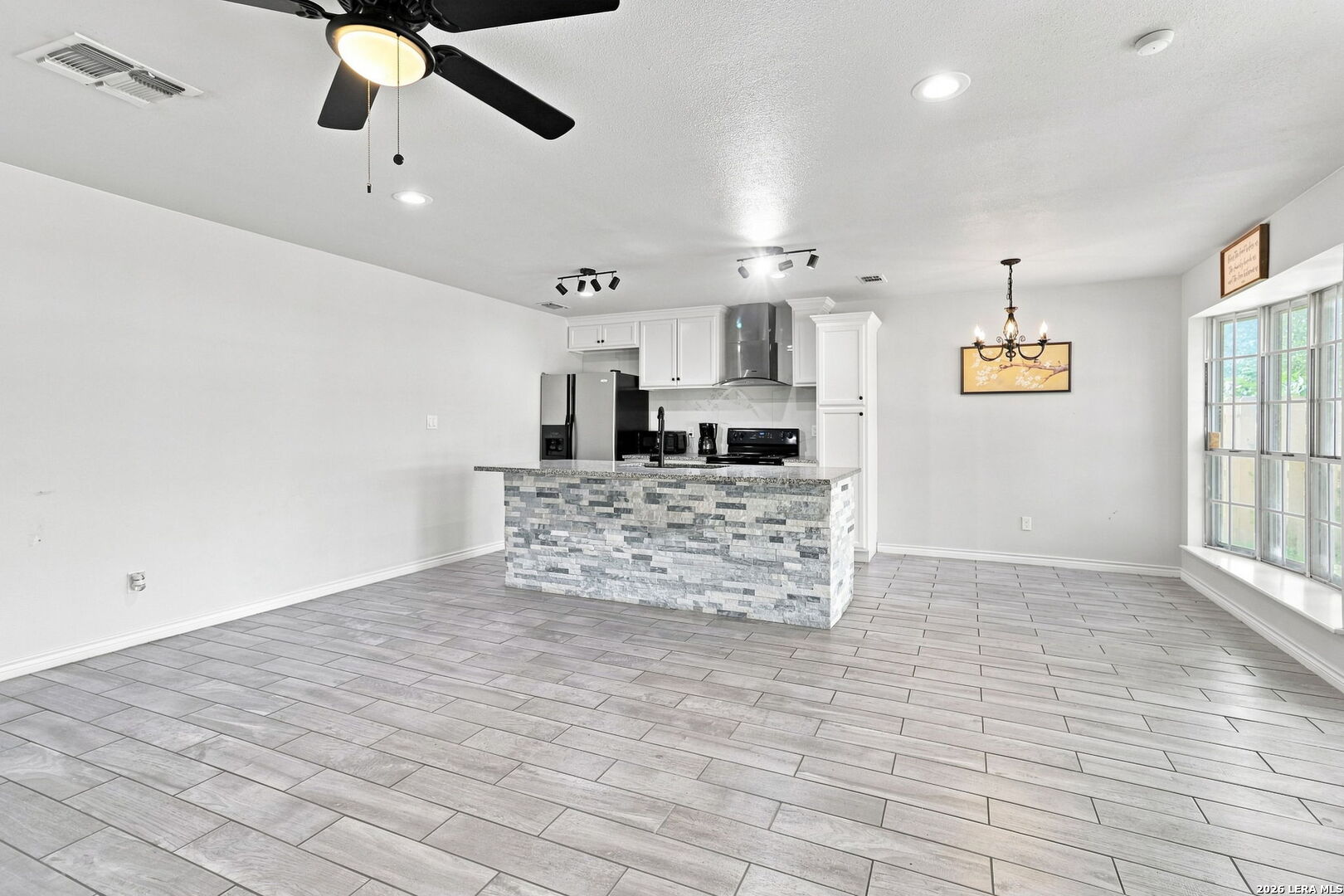 8242 Meadow Swan Street San Antonio TX 78251