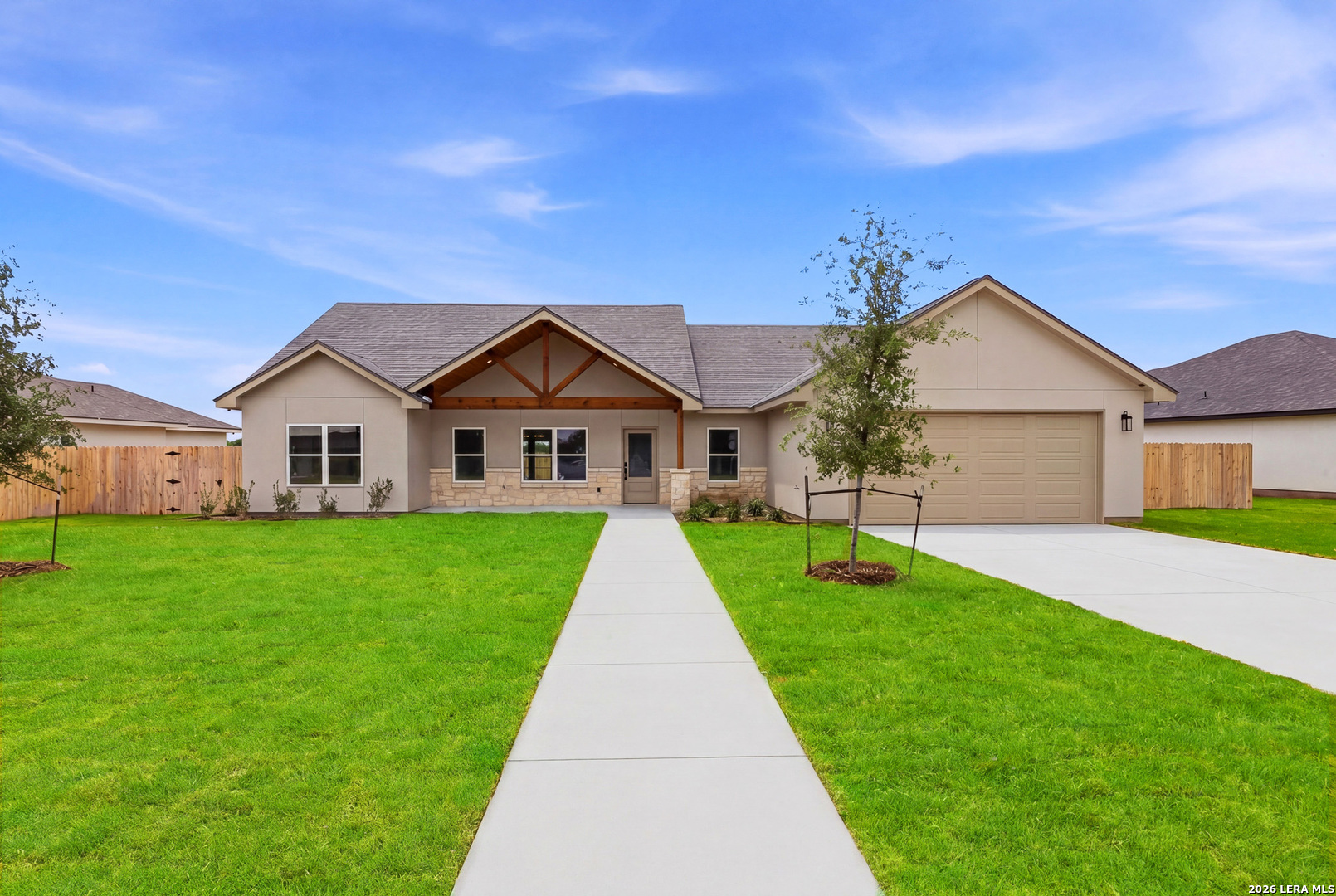 617 34th Street Hondo TX 78861