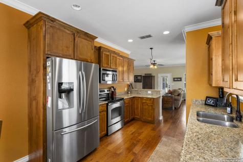 1355 Lasso Canyon Lake TX 78133