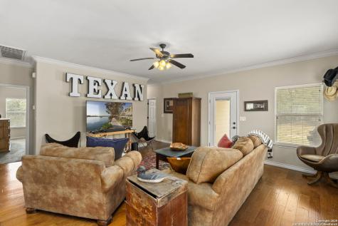 1355 Lasso Canyon Lake TX 78133