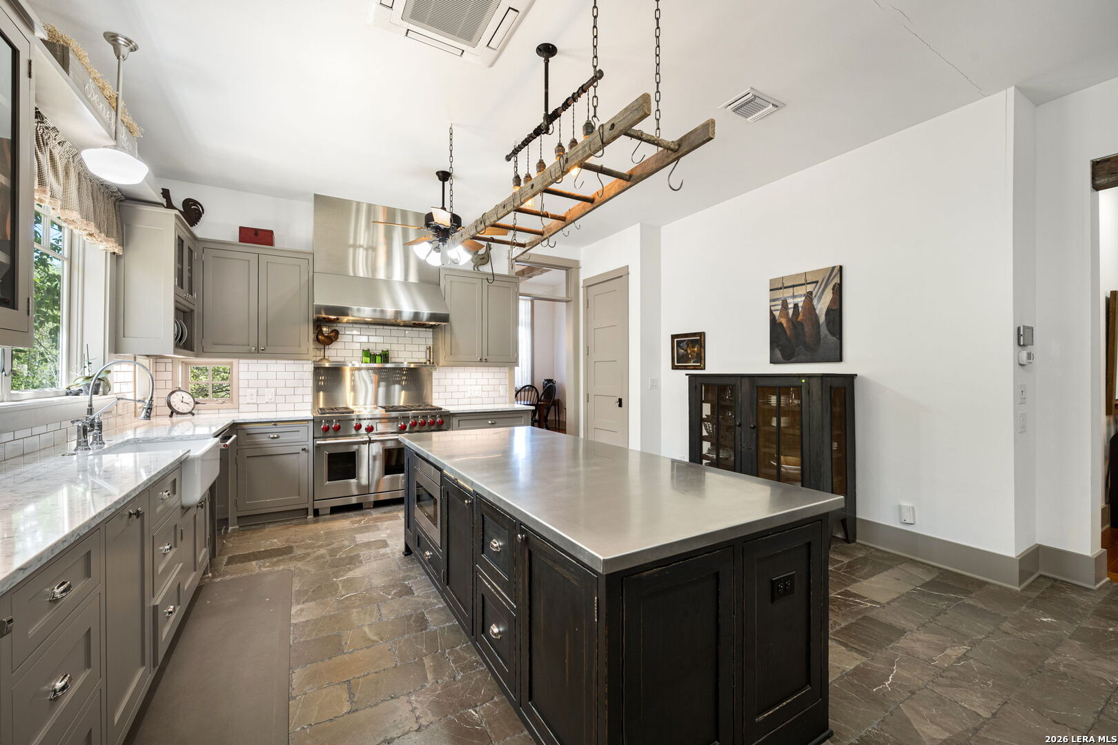 114 Turnberry San Antonio TX 78230
