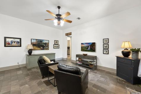 114 Turnberry San Antonio TX 78230