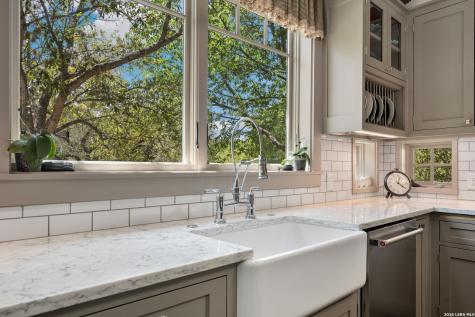 114 Turnberry San Antonio TX 78230