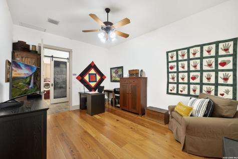 114 Turnberry San Antonio TX 78230
