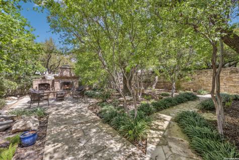 114 Turnberry San Antonio TX 78230