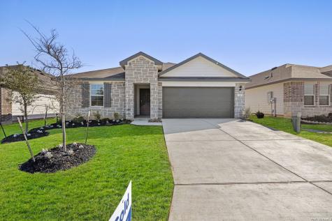 333 Cottonmouth Seguin TX 78155