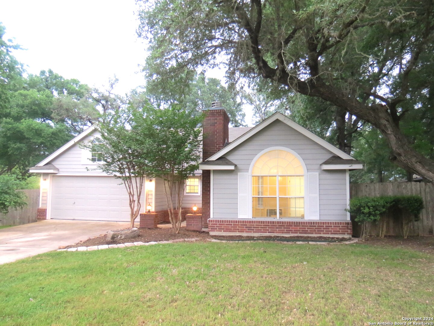 143 Twin Oak Road Seguin TX 78155